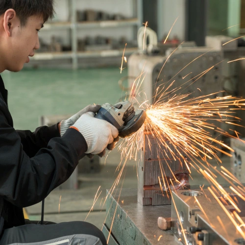 Construction of a Standardized System for Injection Molds-2