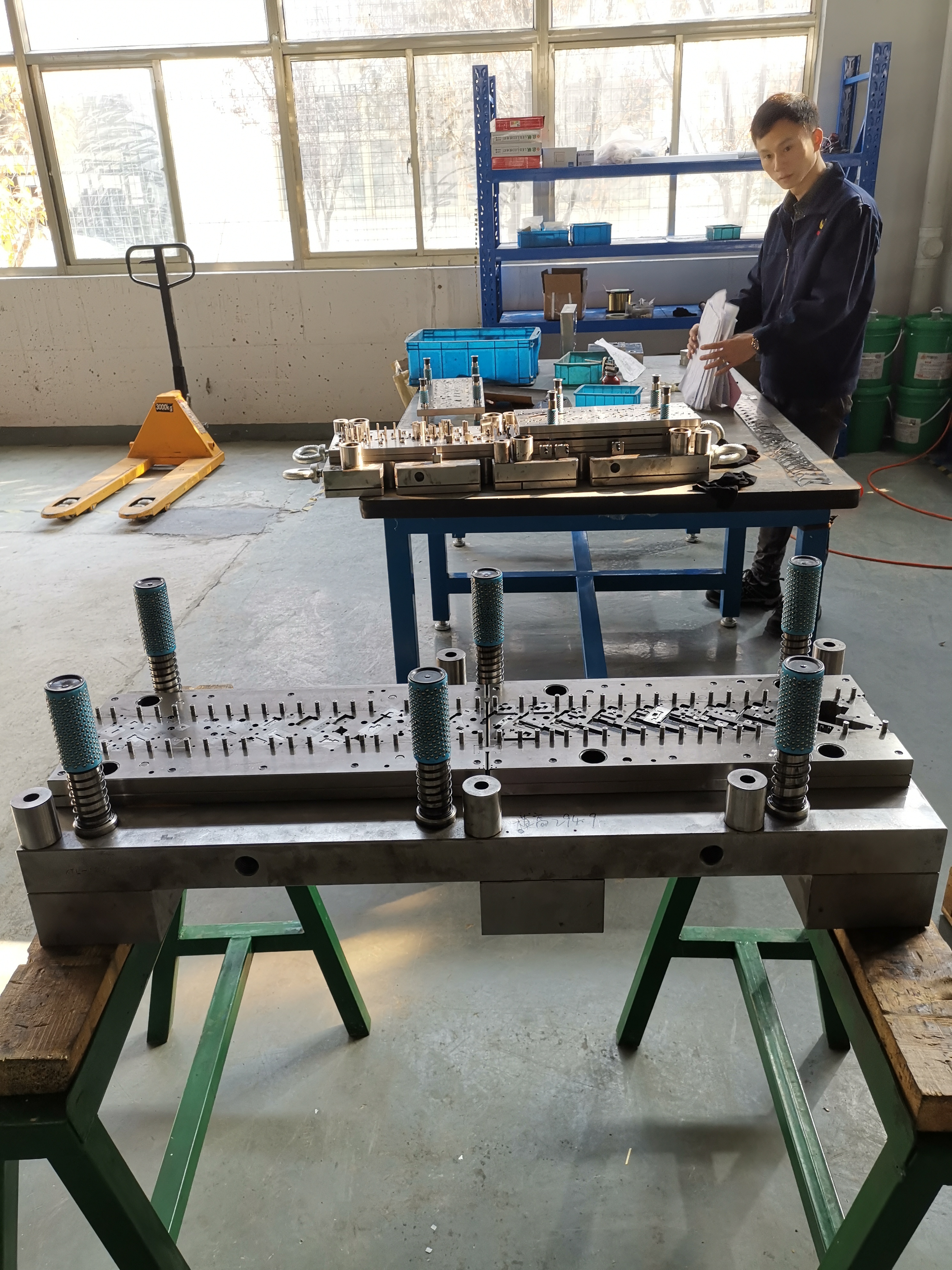 OEM tool progressive stamping tool and die mold China Manufacturers Suppliers Factory Exporter