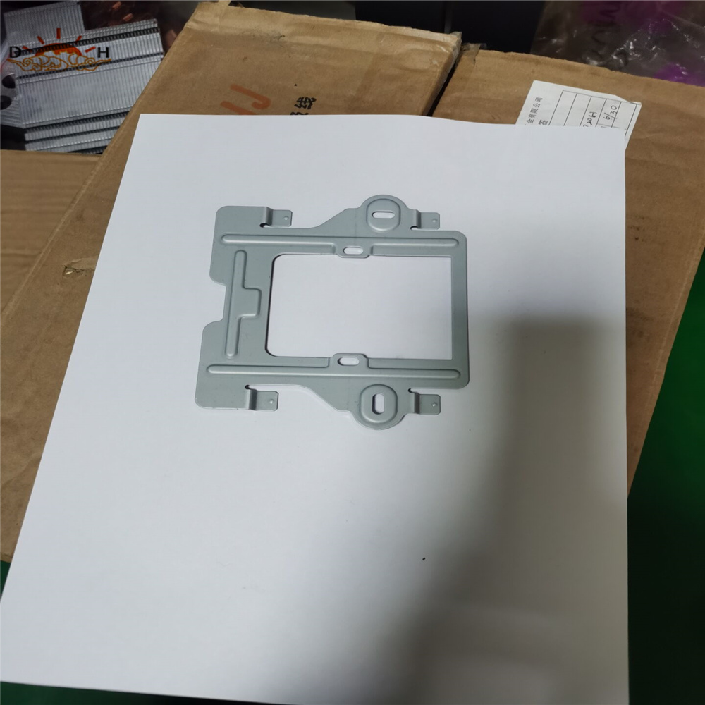 OEM/ODM Metal Stamping Sheet Metal Fabrication Auto Parts China Manufacturers Suppliers Factory Exporter